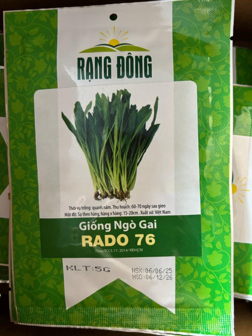 hạt giống ngò gai-Culantro Seeds-5g seeds only- Mexican Coriander Seeds- garden herbs