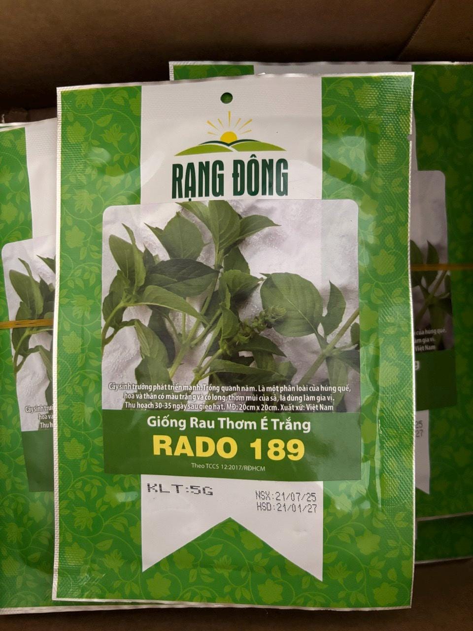 hạt giống rau thơm é trắng- Basil Seeds- 5g- -white basil-herbs seeds